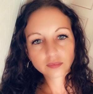 Meet your Posher, Alicia